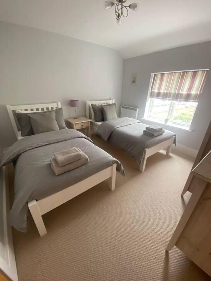 Apartemen Immaculate 2-bed In Centre *